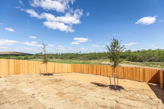 Building Photo - 9143 Coronal Rings