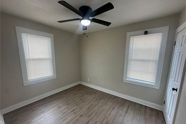 Building Photo - Fully Renovated 3-Bedroom Home – Move-In R...