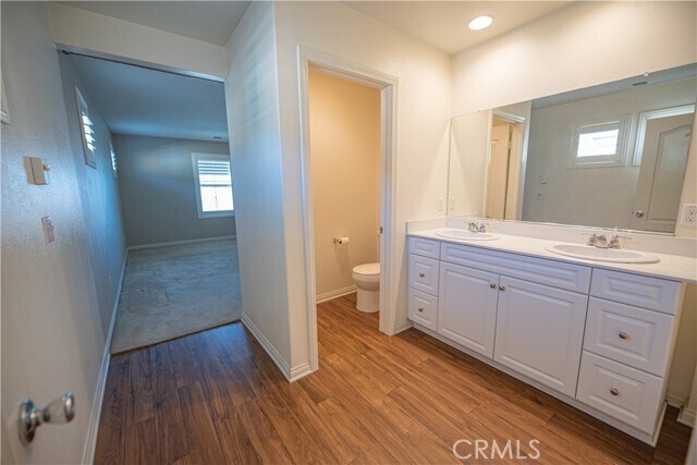 Building Photo - 7255 Roselai Ct