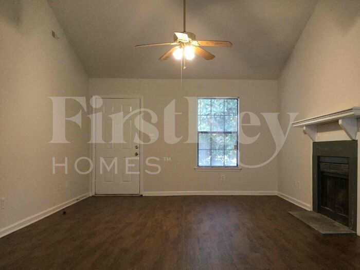 Building Photo - 6014 Crosswood Ct