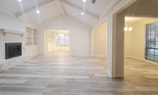 Building Photo - 1616 Scottsdale Dr
