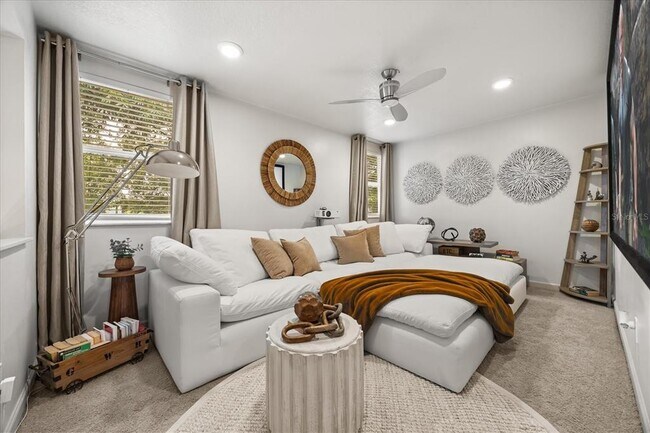 Building Photo - 989 Summer Lakes Dr