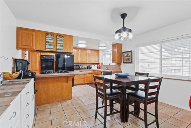 Building Photo - 1002 Fernrest Dr