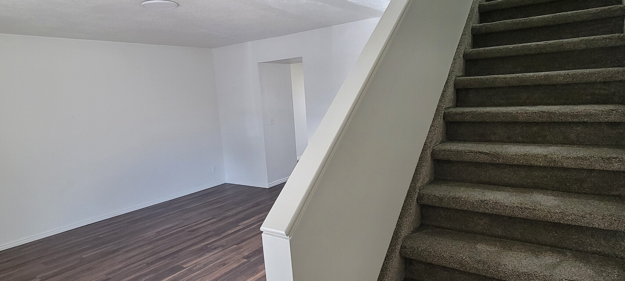 Building Photo - 545 W 600 N