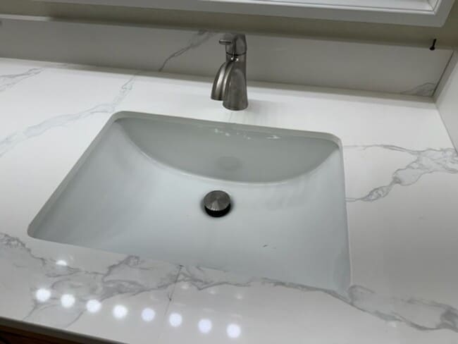 Building Photo - Spacious Pleasanton Home