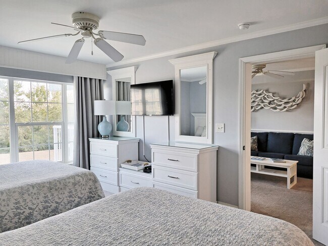 Building Photo - Summerhouse 310