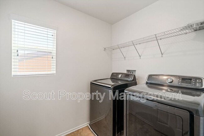 Building Photo - 29308 Abelia Ln