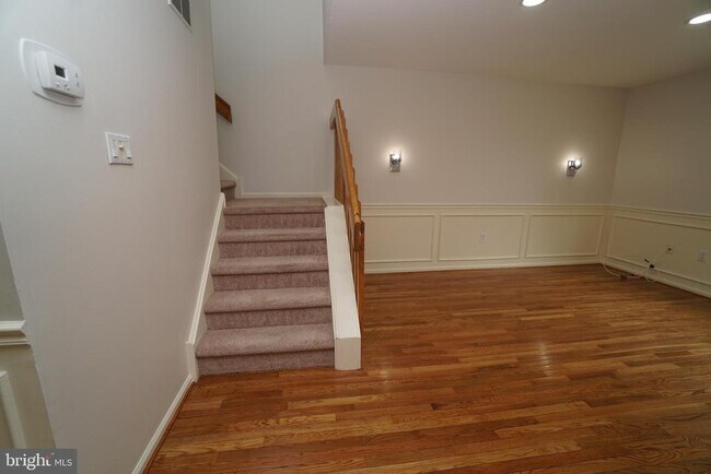 Building Photo - 2000 Harvard Dr