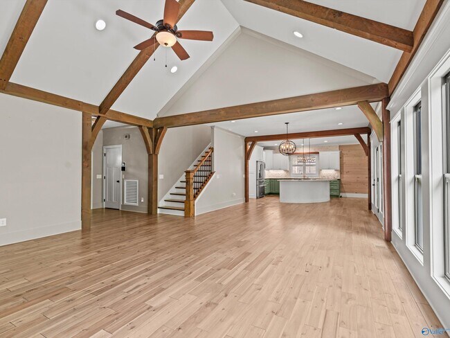 Building Photo - 180 Greystone Pass
