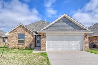 Building Photo - Brand New Construction in Savannah Estates!