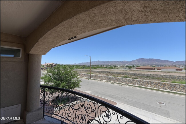 Building Photo - 6209 Cosecha Luna Cir