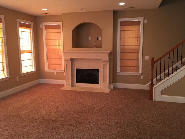 Building Photo - 15318 S Birkdale Commons Pkwy