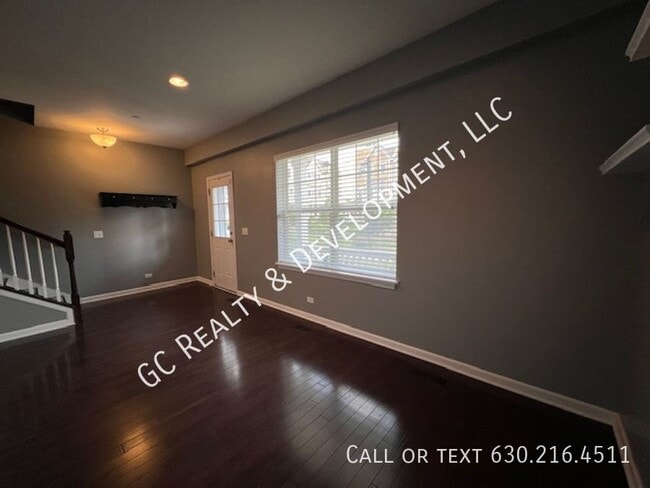 Building Photo - 54 Lakeview Pl