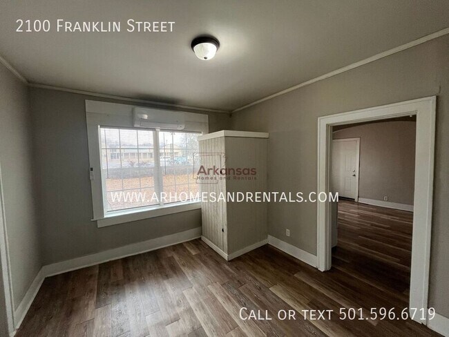 Building Photo - 2100 Franklin St