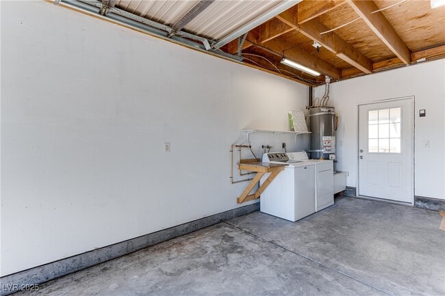 Building Photo - 3220 Weber Ct