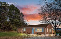 Building Photo - 1058 Shore Dr