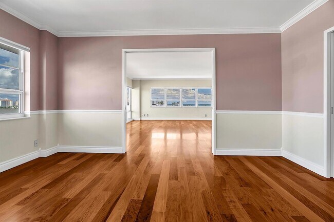 Building Photo - 2500 E Las Olas Blvd