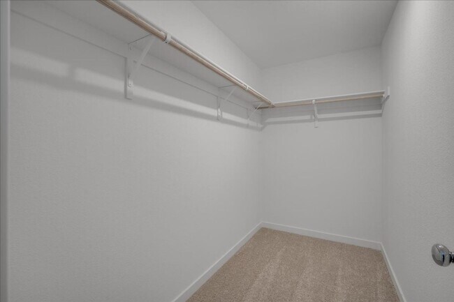 Building Photo - 12658 Rosefinch Wy