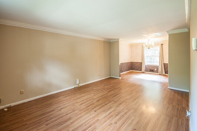 Building Photo - 4682 Sharon Valley Ct