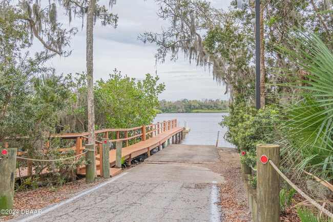 Building Photo - 6236 Clover Bend Dr