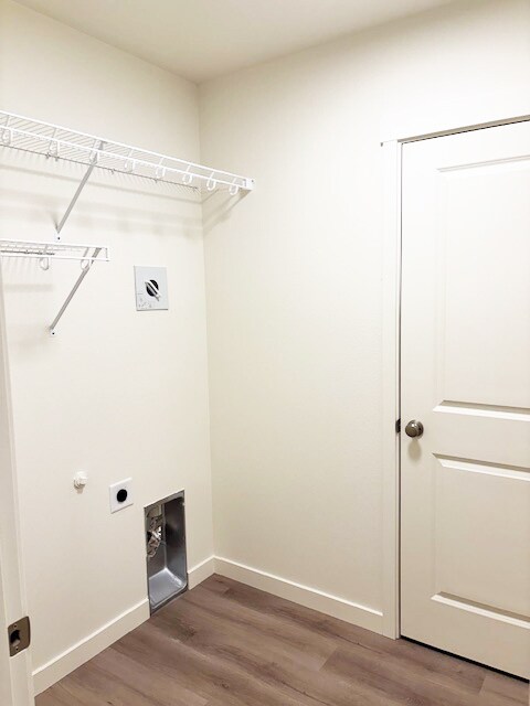 Laundry room - 1915 NW 18th Ave