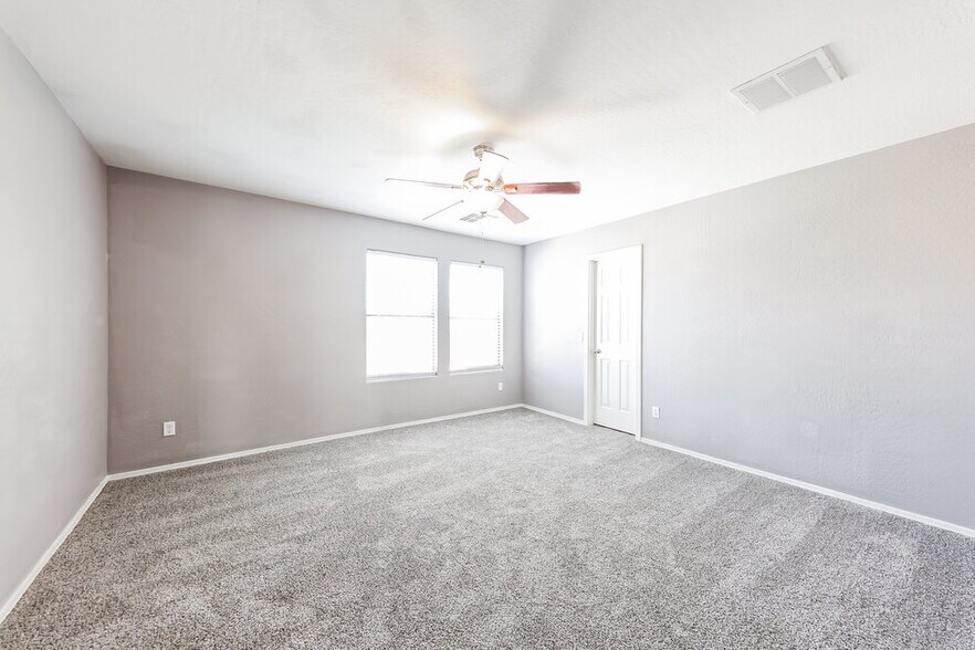 Building Photo - 16809 W Central St