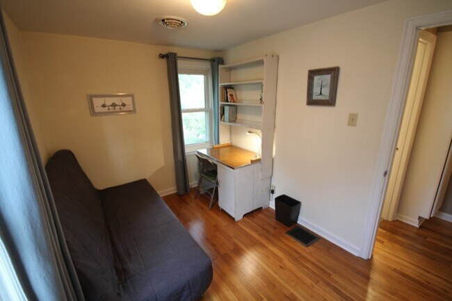 Building Photo - 1480 Elmwood Ave