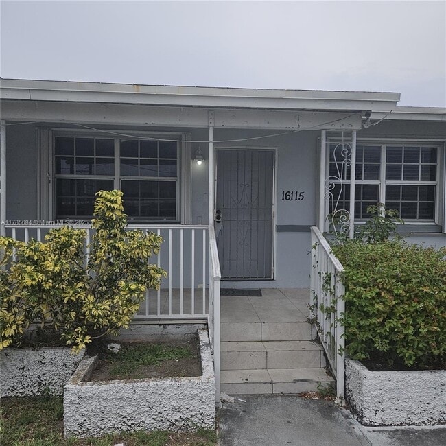 Building Photo - 16115 NW 42nd Ave