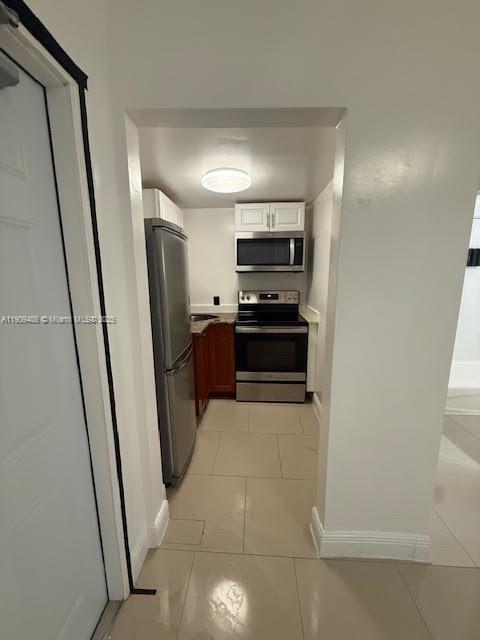 Building Photo - 6966 Byron Ave