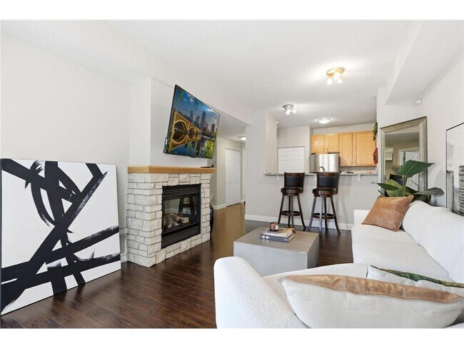 Building Photo - 545 N 1st St