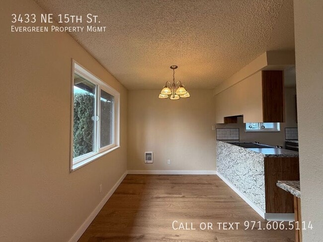 Building Photo - 3433 NE 15th St