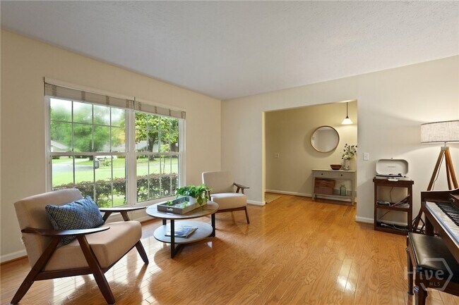 Building Photo - 609 Indigo Cir