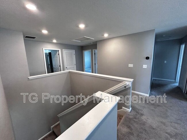 Building Photo - 11646 Pacific Dogwood Ct