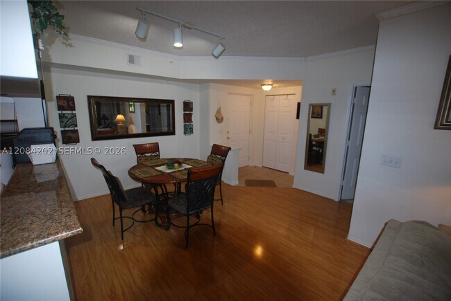 Building Photo - 1310 Tuscany Way