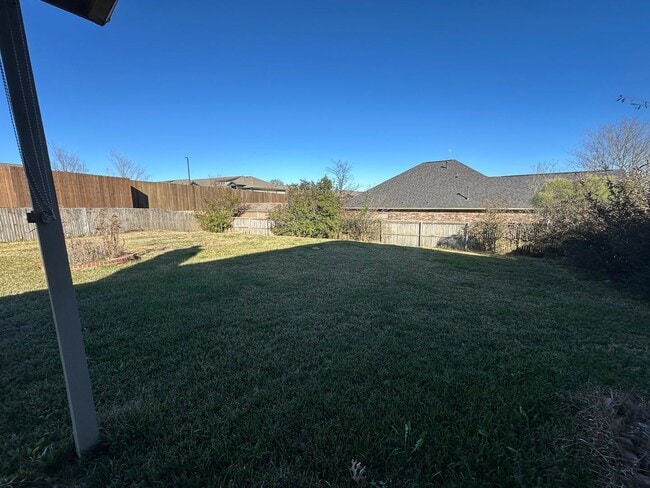 Building Photo - 1813 Balsam Gap