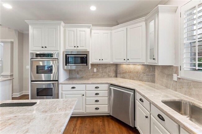 Building Photo - 6005 Oakbury Ln