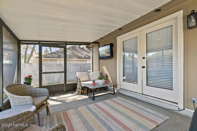 Building Photo - 1585 Crabapple Cove Ct N