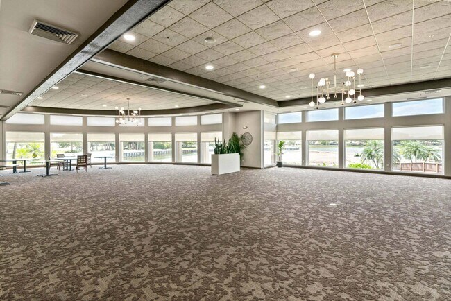 Building Photo - 6204 Celadon Cir