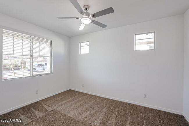 Building Photo - 13554 W Shifting Sands Dr
