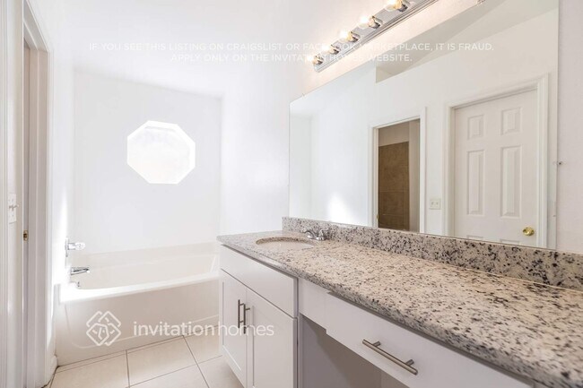 Building Photo - 2848 Crofton Way