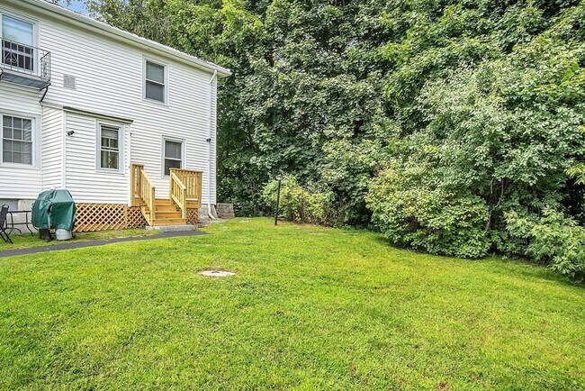 Building Photo - 87 Graniteville Rd