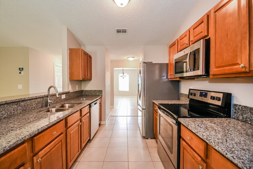 Building Photo - 2625 Fox Creek Dr