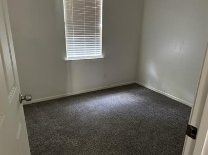 Building Photo - 930 Lakeside Dr