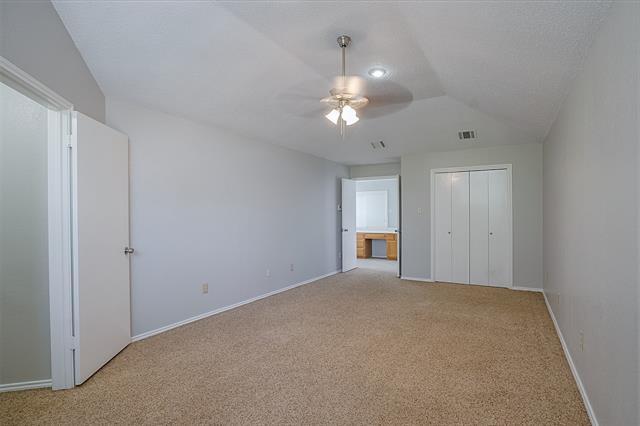Building Photo - 1416 Golden Gate Dr
