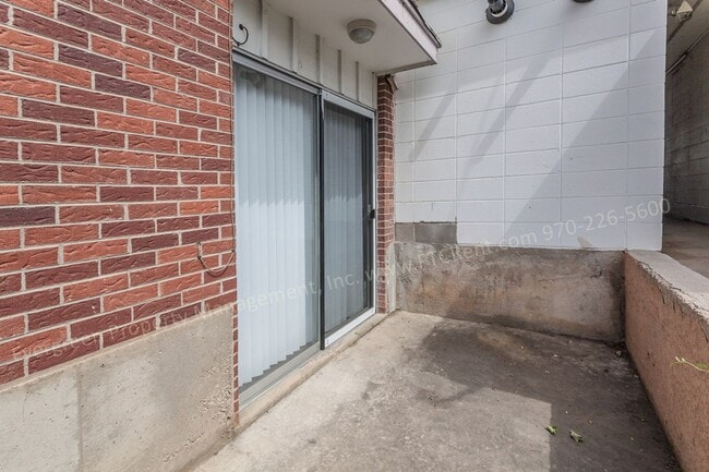 Building Photo - 1606 N Estrella Ave