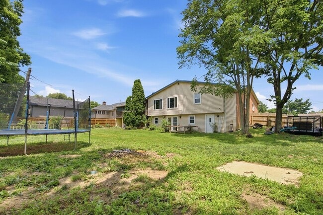 Building Photo - 206 Hiawatha Trail