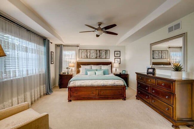 Building Photo - Evolve Real Estate: Meticulous Executive 4...