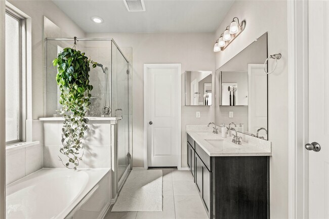 Building Photo - 20751 Wilde Redbud Trl