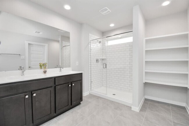 Building Photo - 7431 Teton Creek Trace