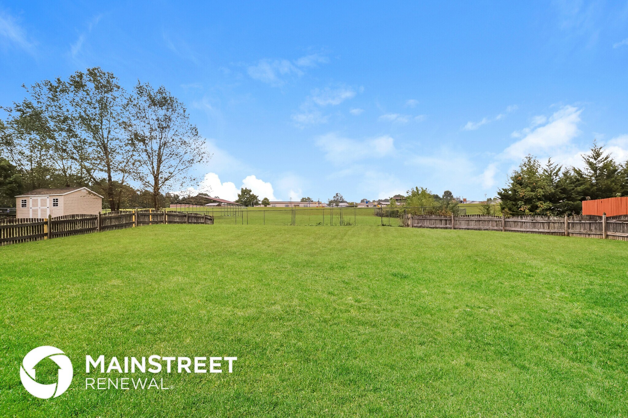 Building Photo - 8 Trotters Run